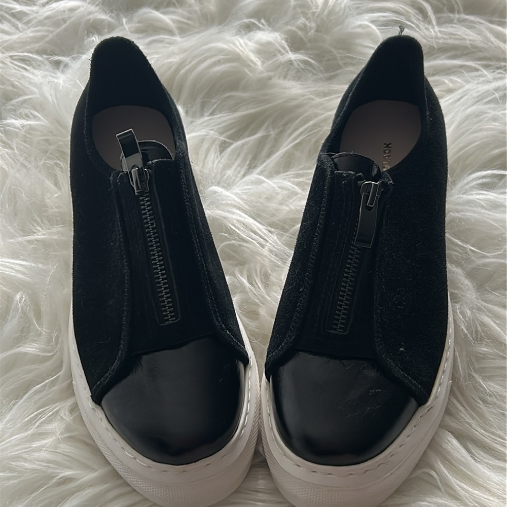 All Bkack Brand Black Slip-On w/Zippers Sneakers 38